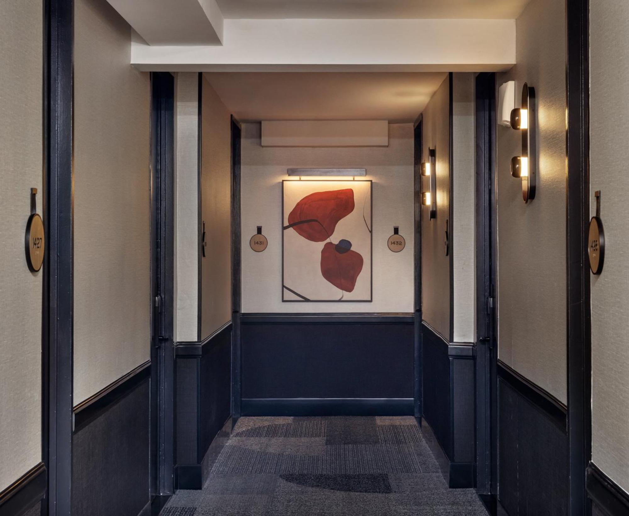 Hotel Kimpton Theta New York - Times Square By Ihg Exteriér fotografie Corridor